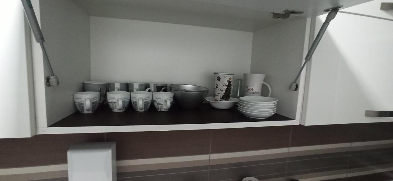 Lux Apartment 7, Parking Ni Exterior foto